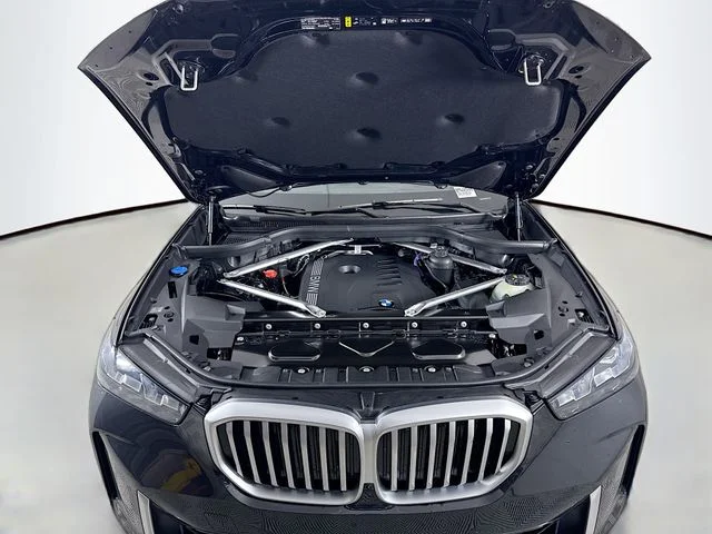 Used 2026 Black BMW xDrive40i image 31