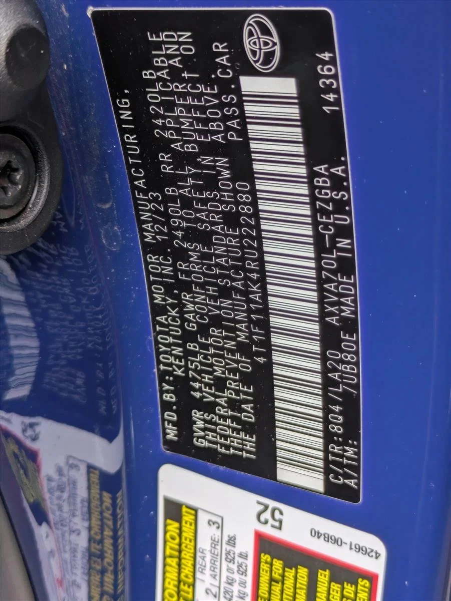 Used 2024 Reservoir Blue Toyota XLE image 23
