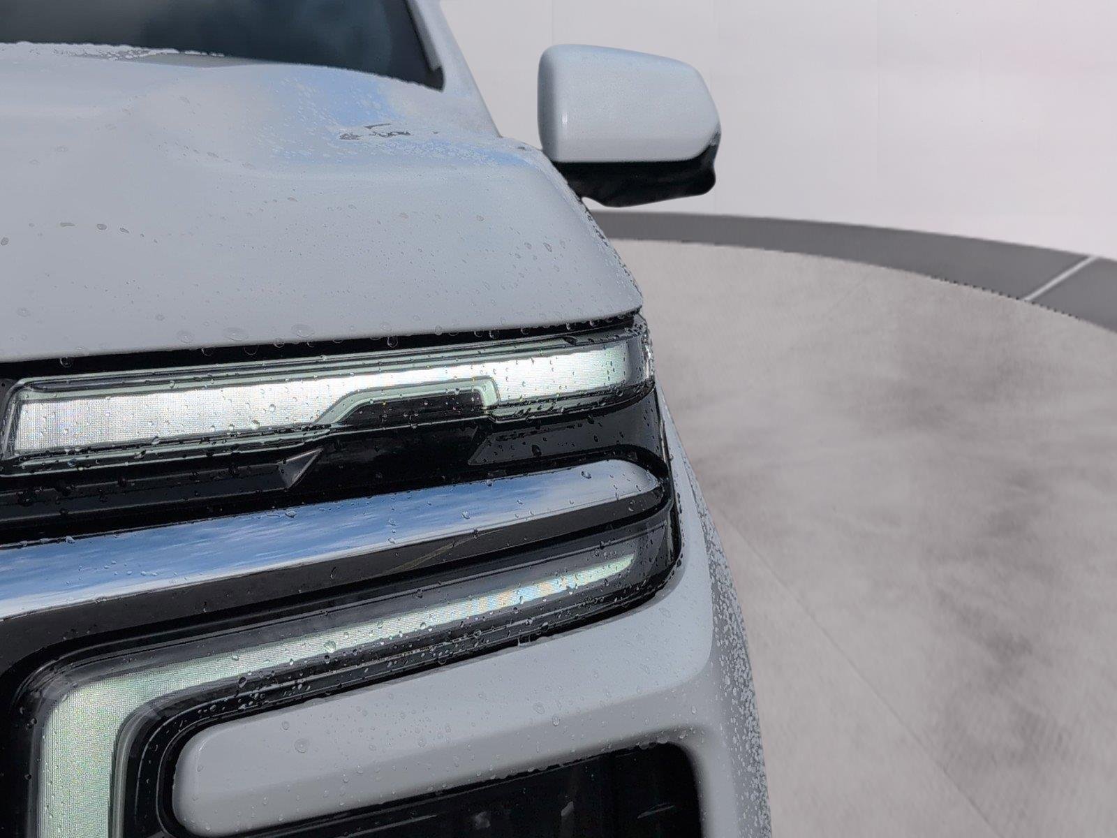 2026 Chevrolet Suburban LT - Photo 7
