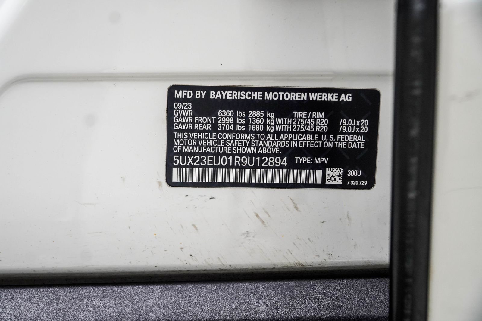 Used 2024 White BMW xDrive40i image 45