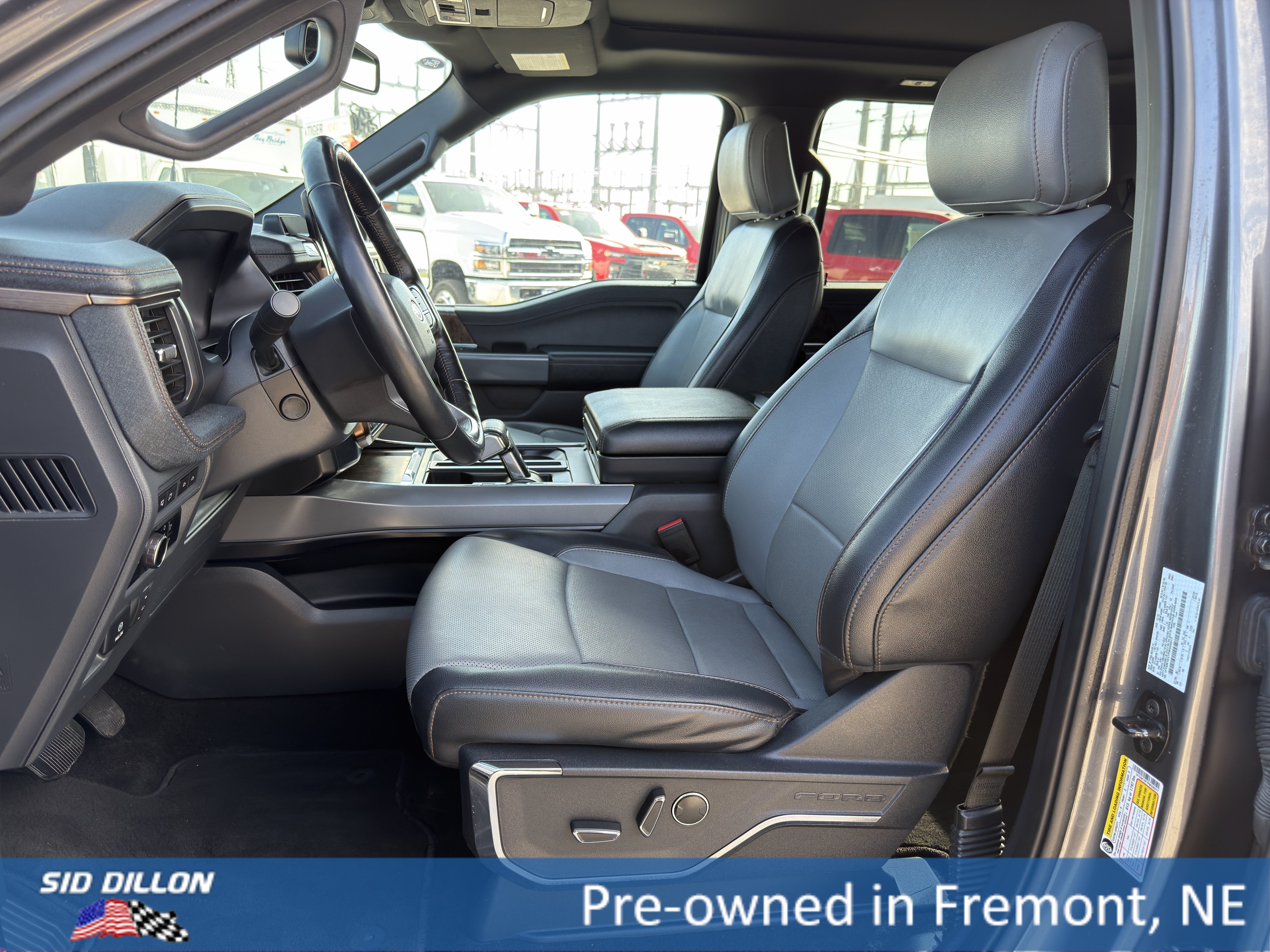 Used 2023 Gray Ford LARIAT image 15