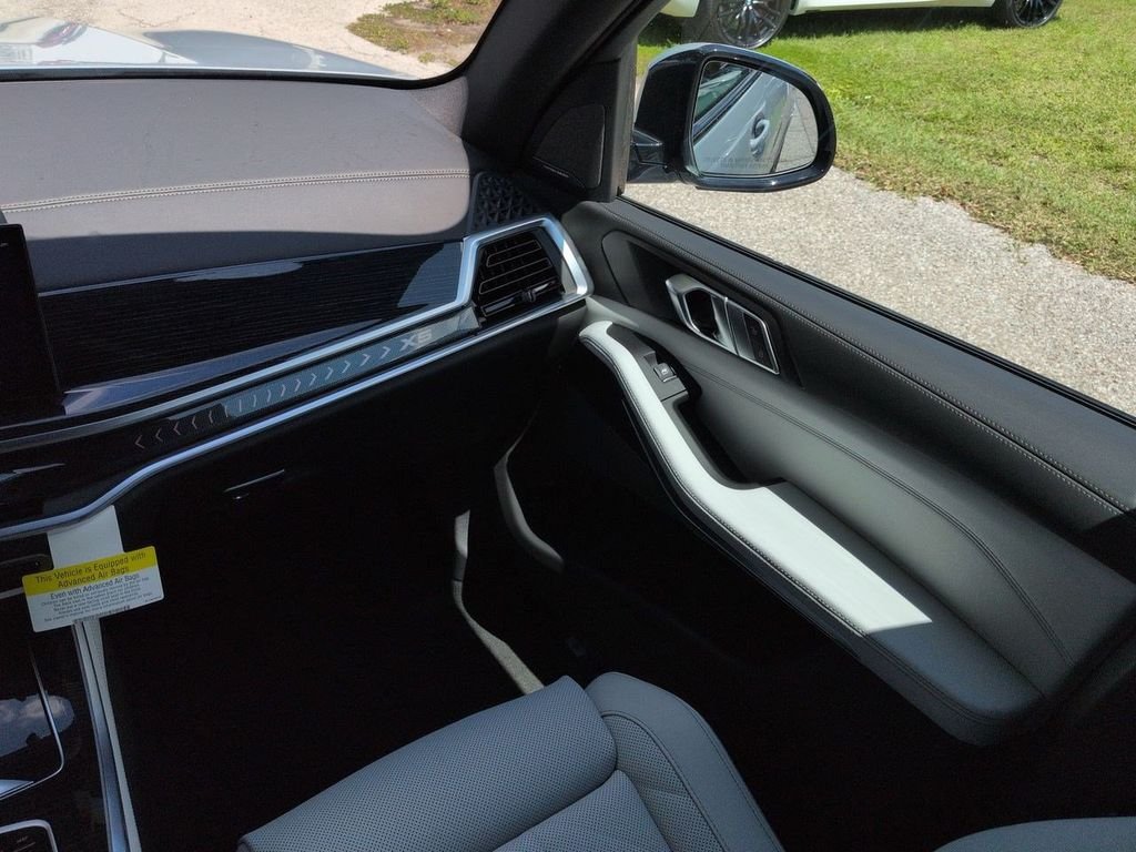 New 2026 Brooklyn Grey Metallic BMW xDrive40i image 17