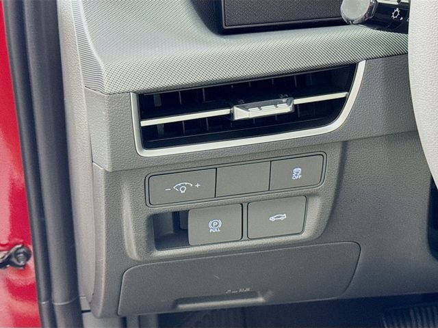 2025 Hyundai Sonata SEL - Photo 13