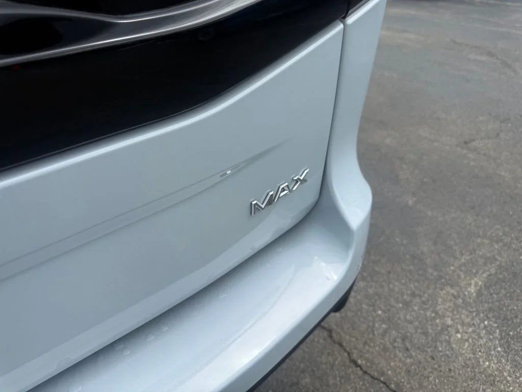 New 2026 Space Silver Metallic Ford MAX Active image 45