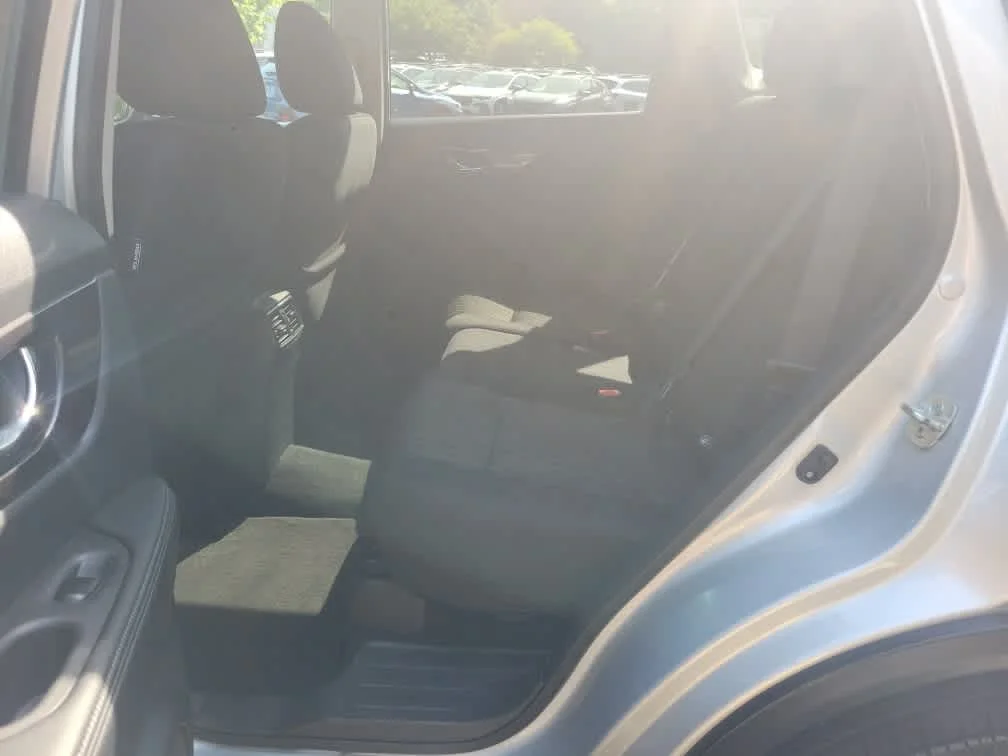 Used 2018 Brilliant Silver Nissan SV image 25