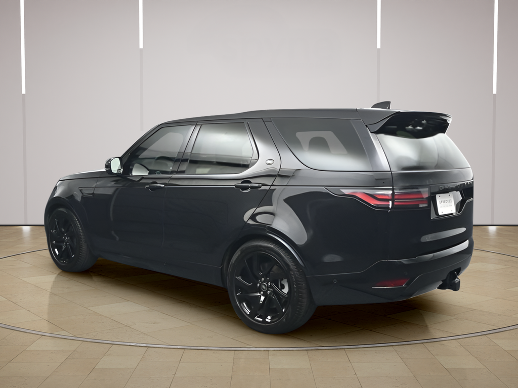 Certified Used 2025 Black Land Rover Dynamic SE image 3