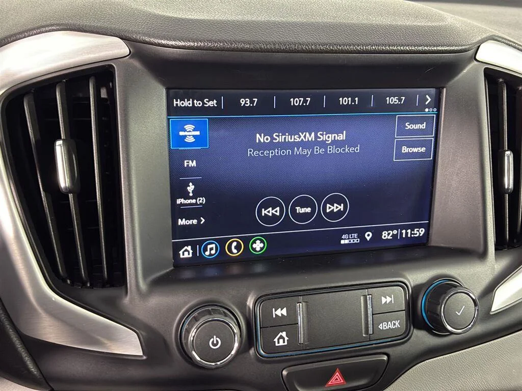 Used 2019 Quicksilver Metallic GMC SLT image 27