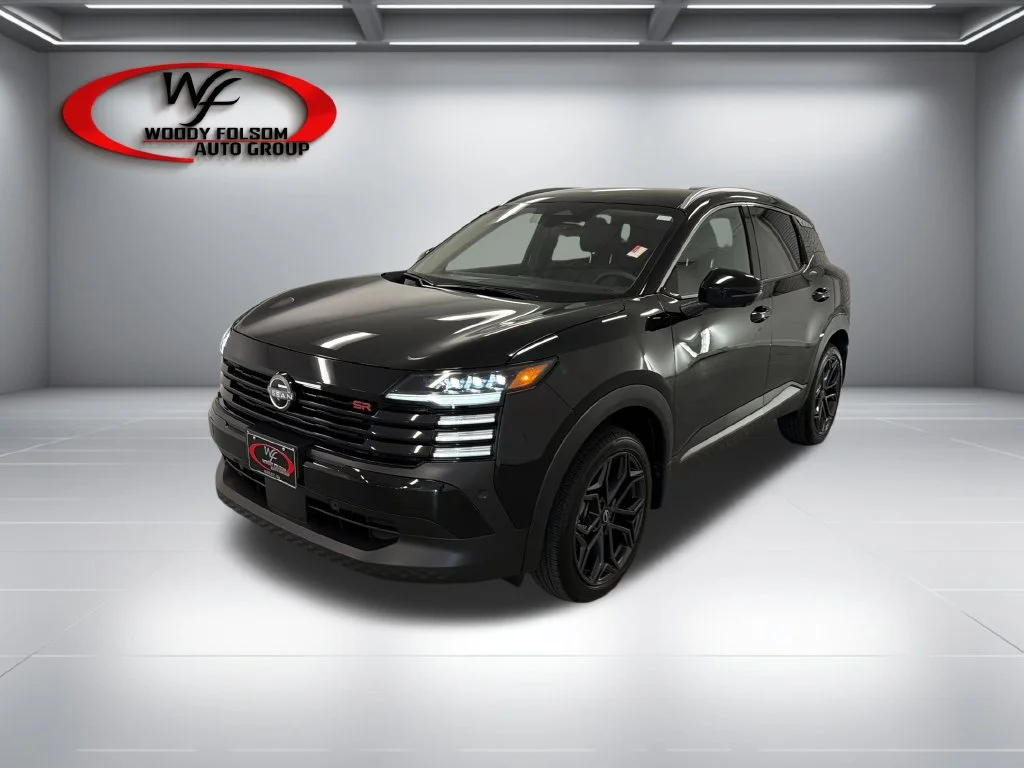 Used 2026 Black Nissan SR image 3