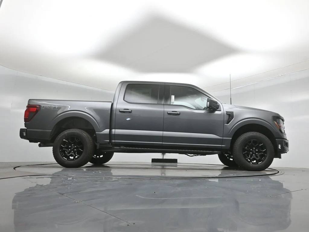 New 2026 Gray Ford XLT image 44