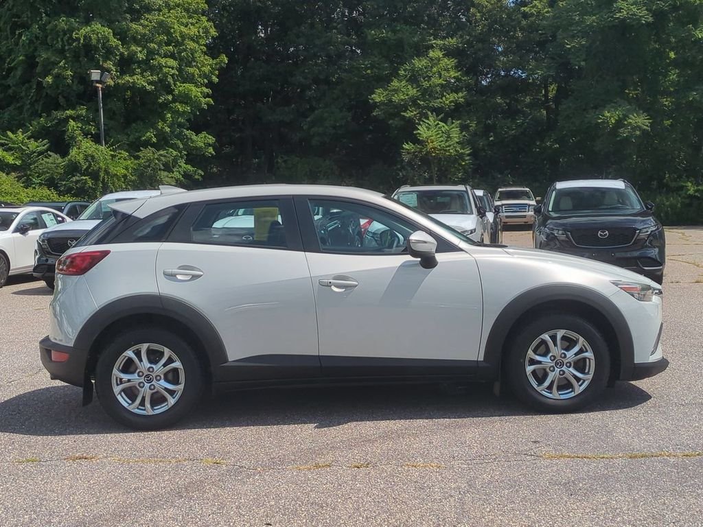 Used 2016 White Mazda Touring image 3