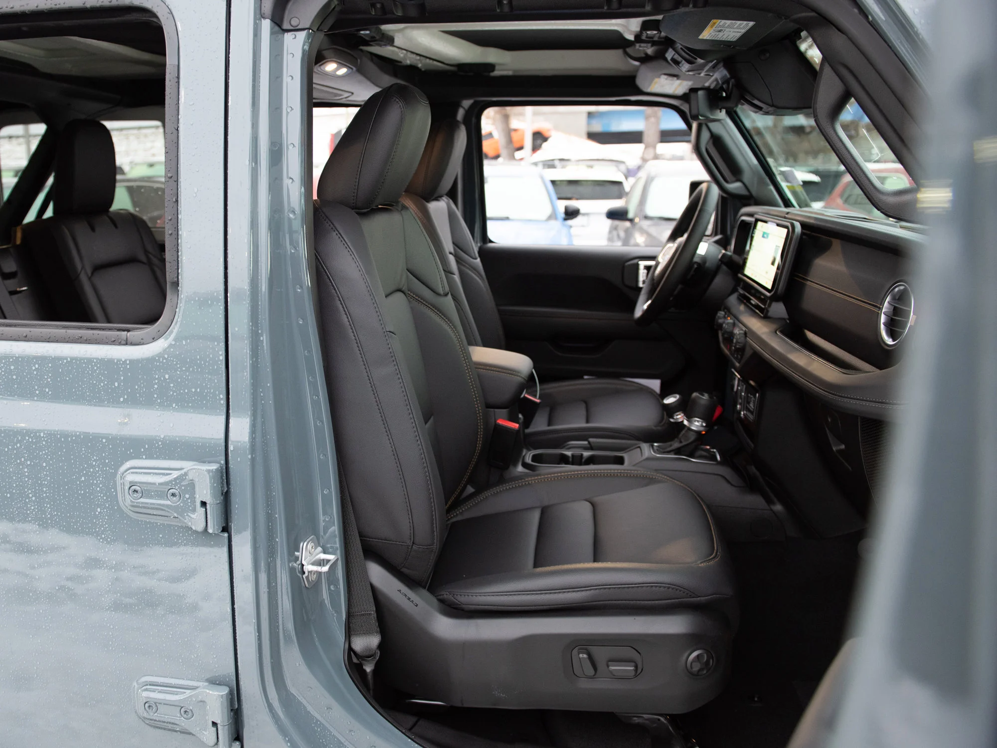 Used 2026 Dark blue Jeep Sahara* 4 Door 4x4, McKinley Leather Seats, Safety Group, Off Road Camera image 23