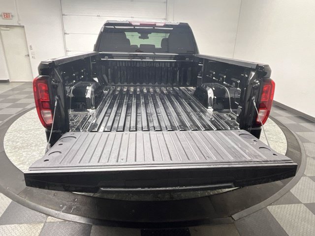 Used 2026 Onyx Black GMC Elevation image 31