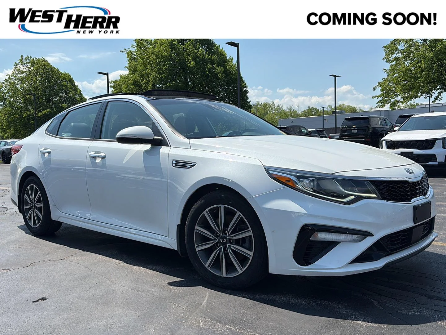 2019 Kia Optima EX AT's photo