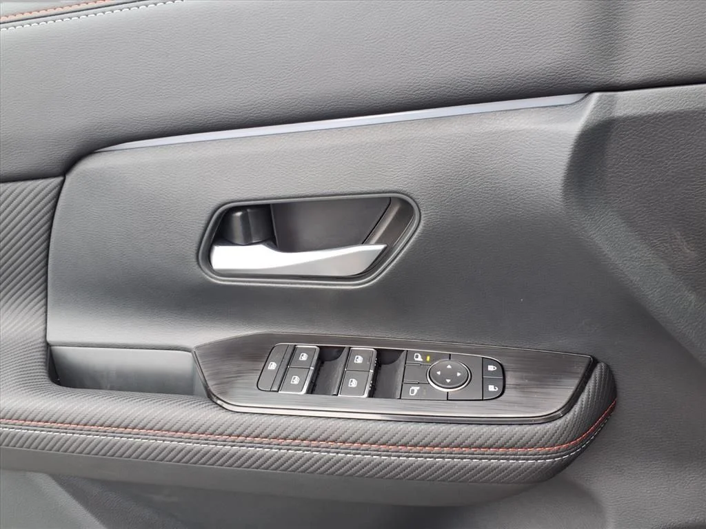 2026 Nissan KICKS SR AWD - Photo 16