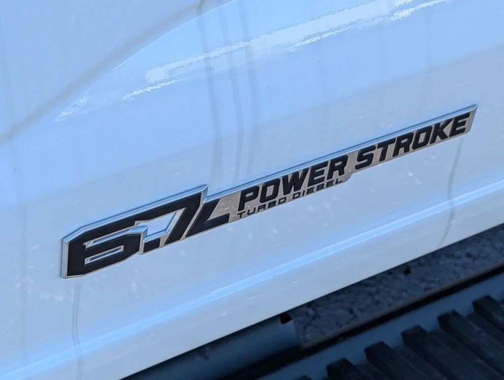New 2026 Oxford White Ford F-550® XL image 15