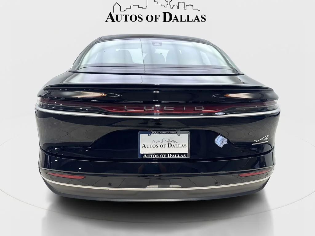 Used 2023 Black Lucid Touring image 6