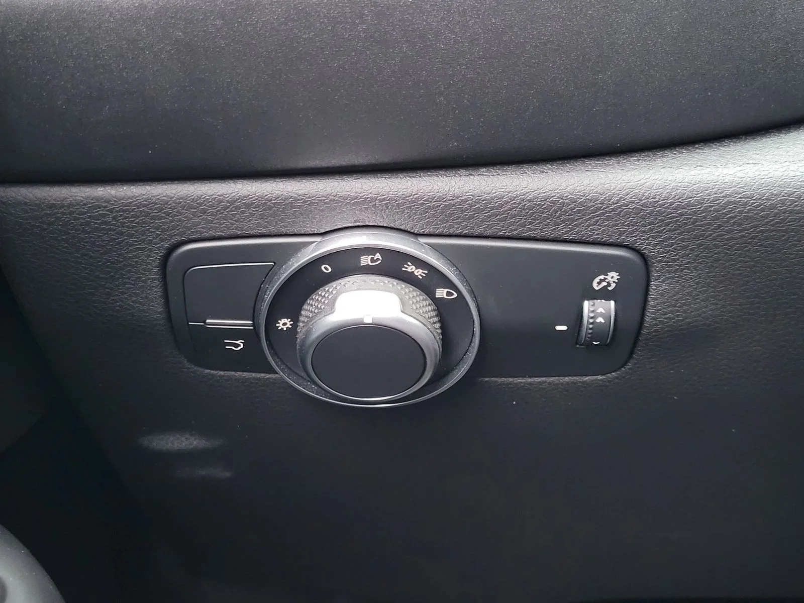 Used 2026 Yellow Alfa Romeo Base image 12