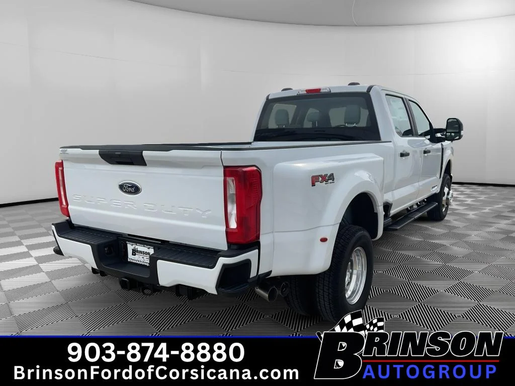 New 2026 Oxford White Ford XL image 5
