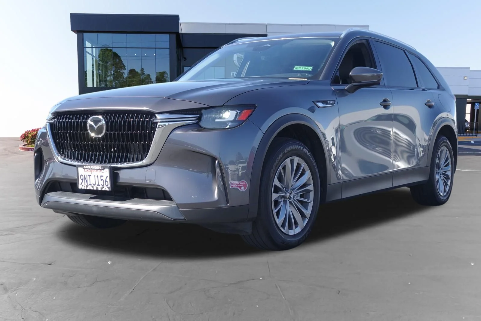 Certified Used 2024 Machine Gray Metallic Mazda Preferred image 9