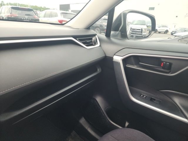 Used 2021 Gray Toyota LE image 13