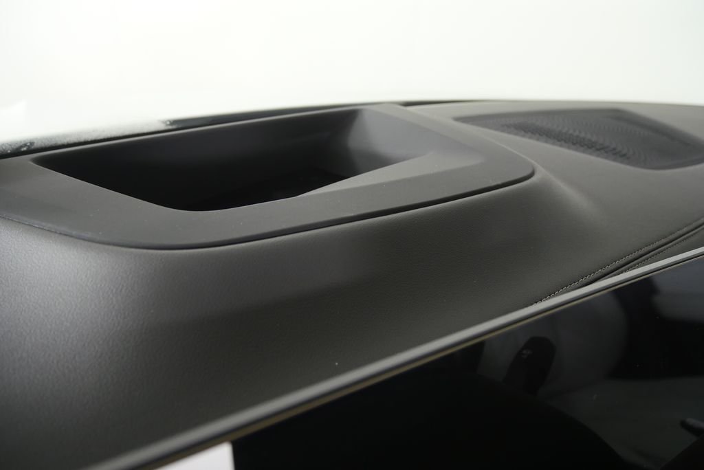 New 2026 Alpine White BMW sDrive40i image 18