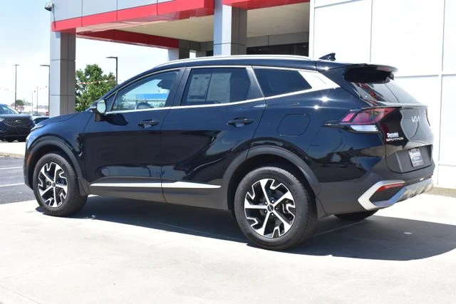 Used 2023 Black Kia EX image 7