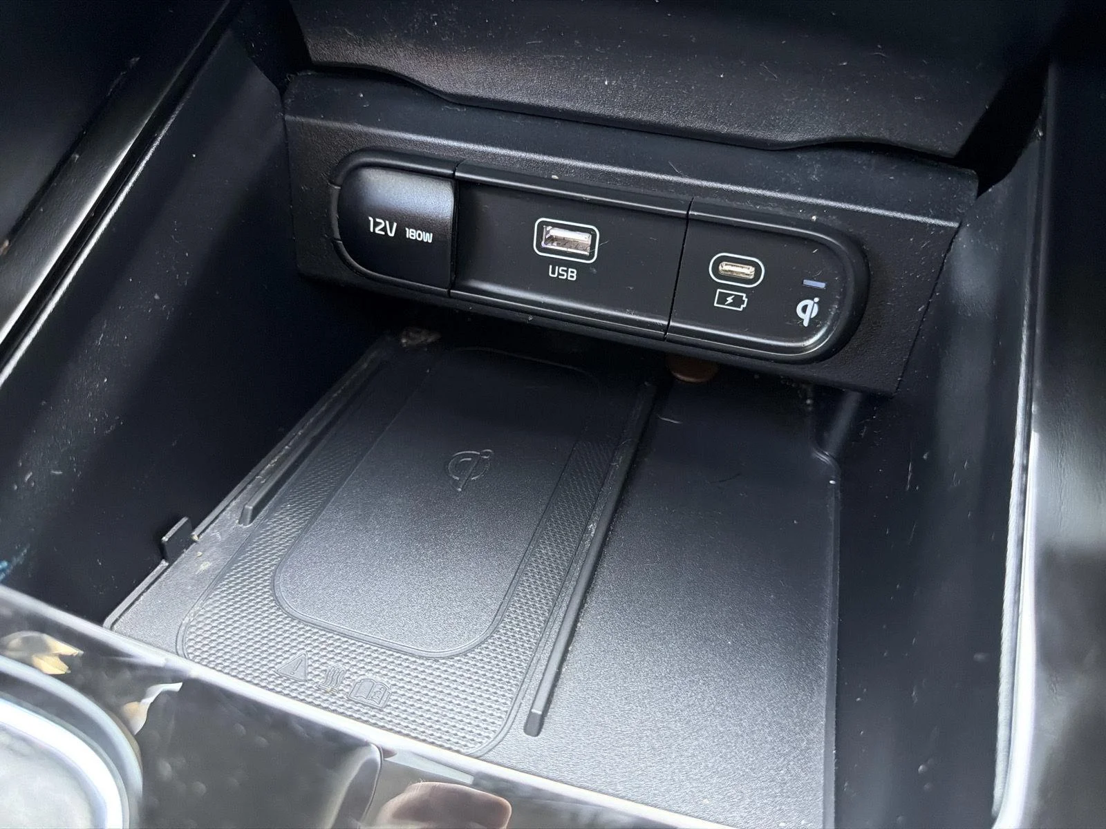 Used 2024 Everlasting Silver Kia S image 30