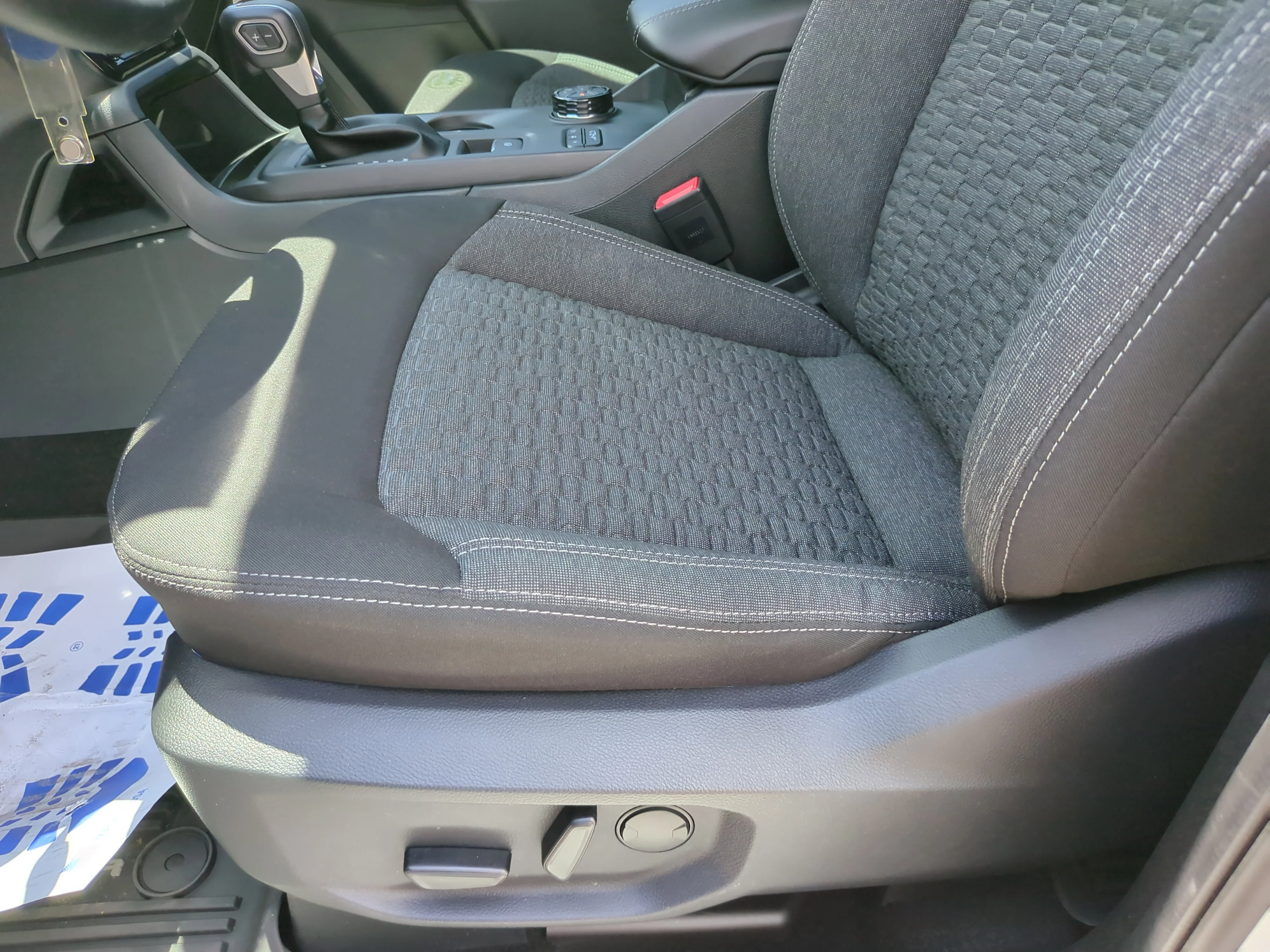 New 2026 Oxford White Ford XLT image 18