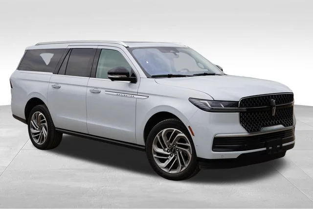 2025 Lincoln Navigator L