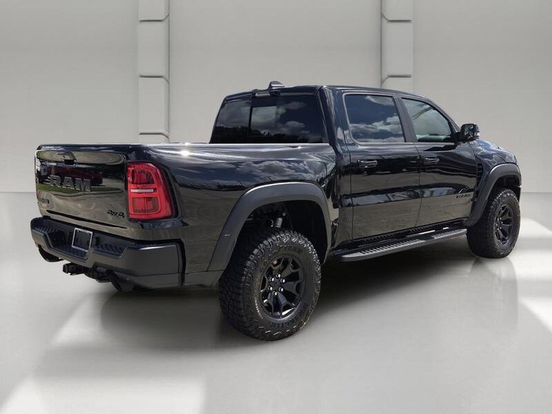 New 2026 Diamond Black Crystal Pearl-Coat Exterior Paint RAM RHO 4X4 CREW CAB 5