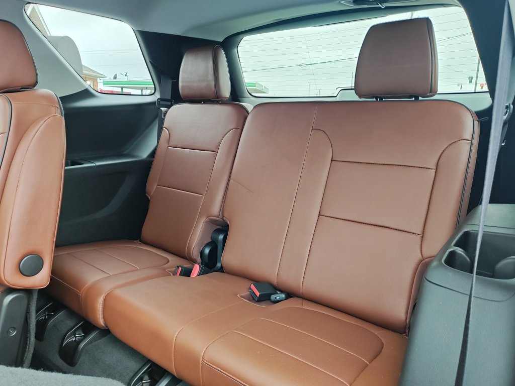 Used 2019 White Chevrolet High Country image 25