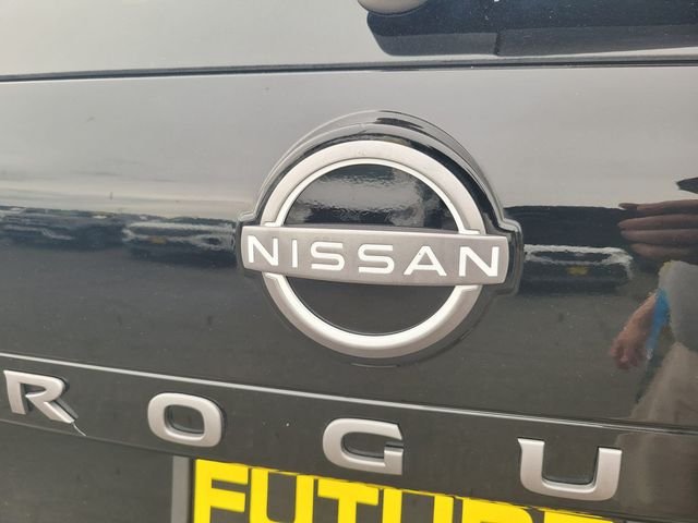 Used 2025 Black Nissan SV image 10
