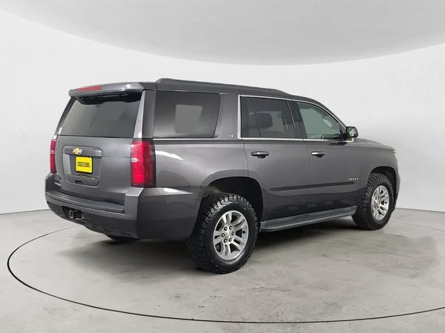Used 2018 TUNGSTEN METALLIC Chevrolet LT image 5