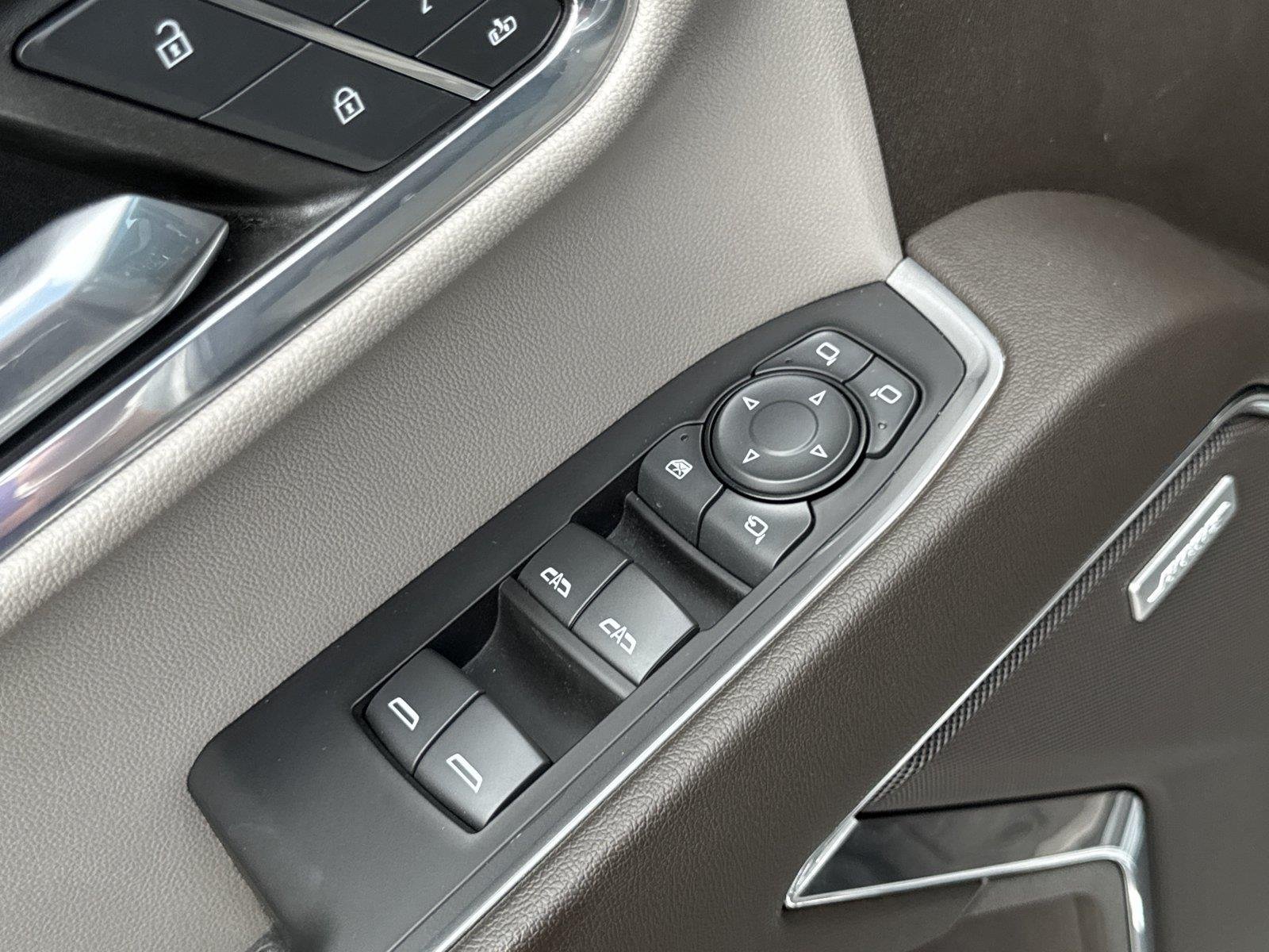 Used 2023 STERLING METALLIC GMC SLT image 18