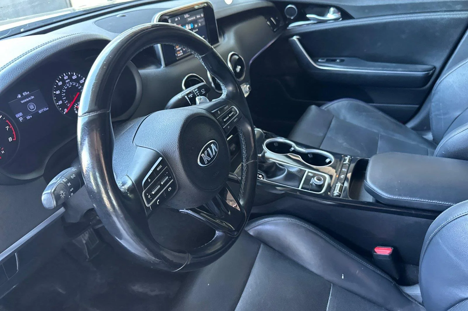 Used 2019 Aurora Black Pearl Kia Base image 10