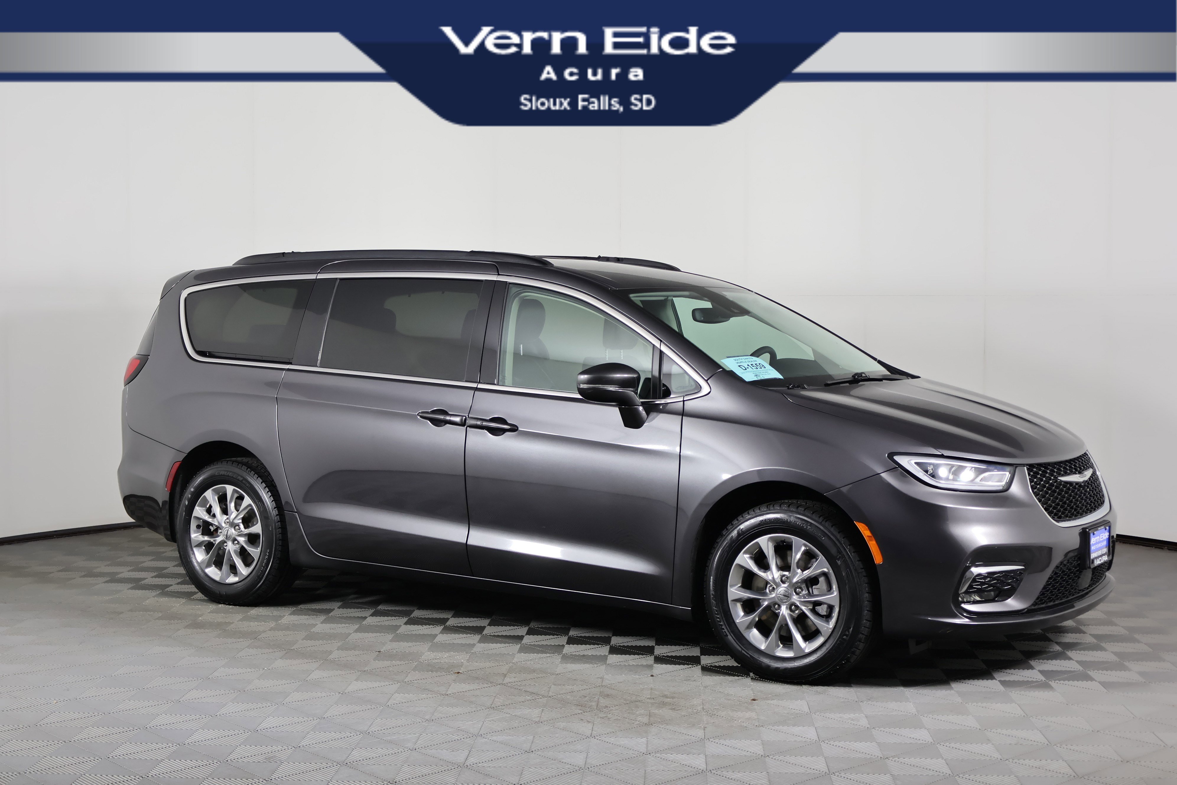 2022 Chrysler Pacifica Touring L