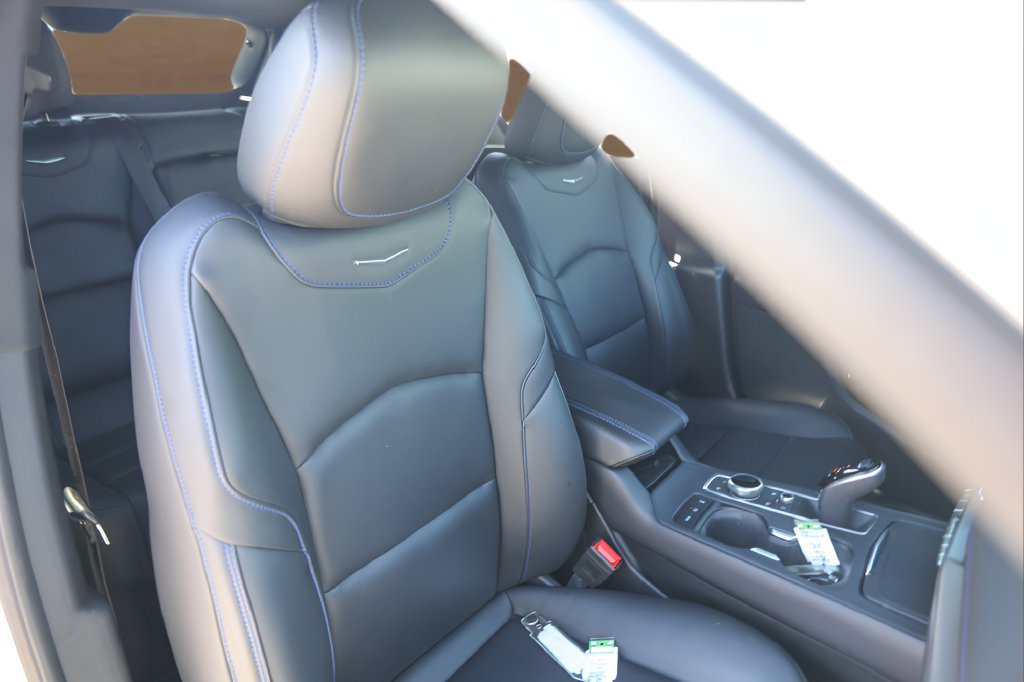 Certified Used 2025 Crystal White Tricoat Cadillac Sport image 29