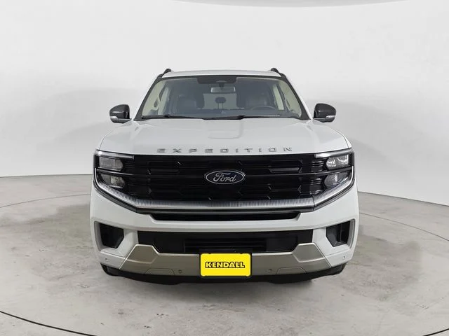 Used 2025 Oxford White Ford Platinum image 8
