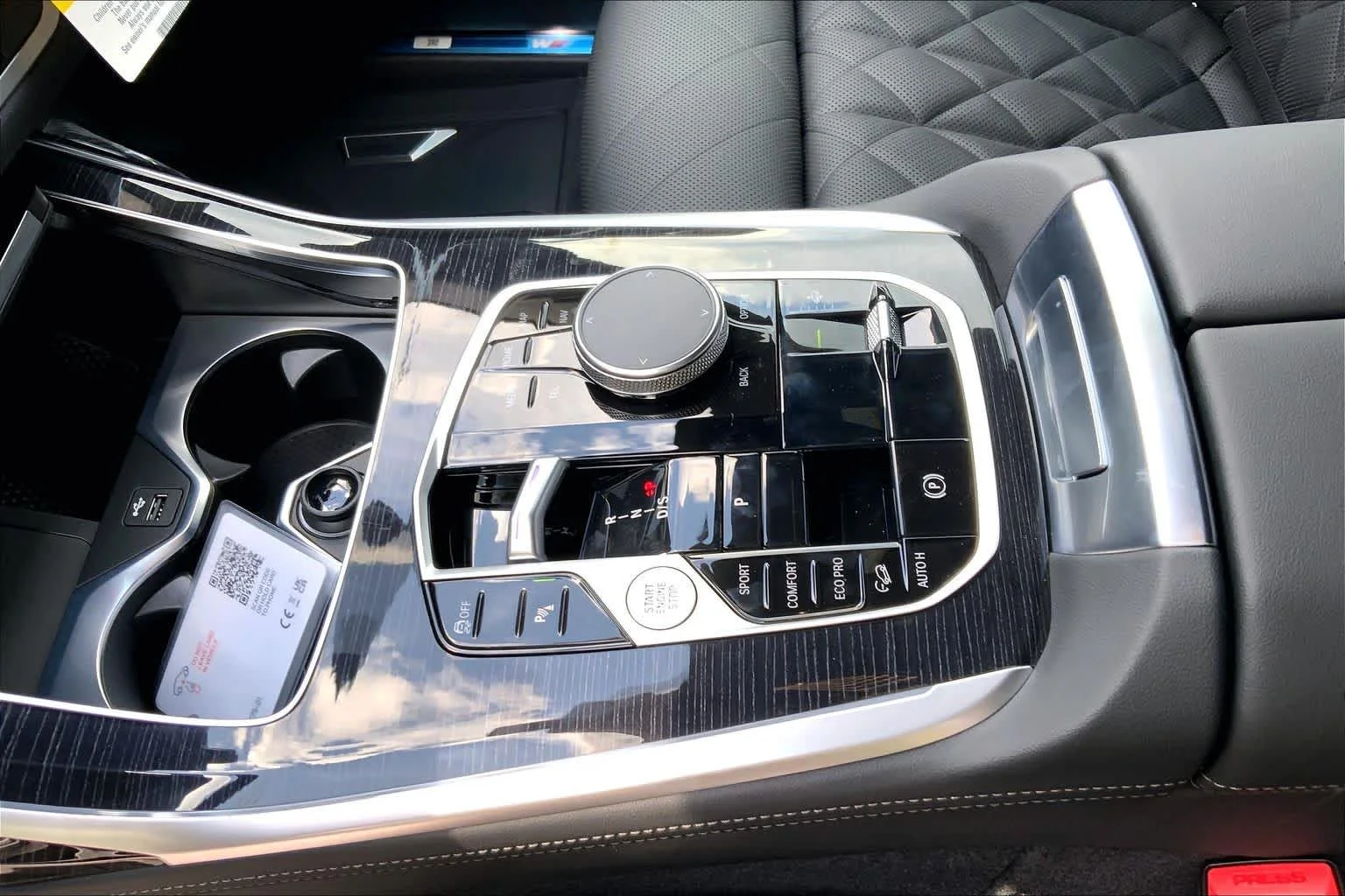 New 2027 Brooklyn Grey Metallic BMW xDrive40i image 7