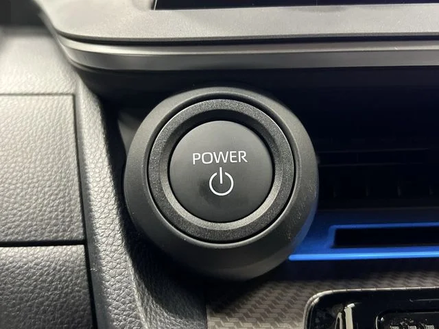 New 2026 Wind Chill Pearl <sup>1</sup> Toyota  XLE AWD image 17