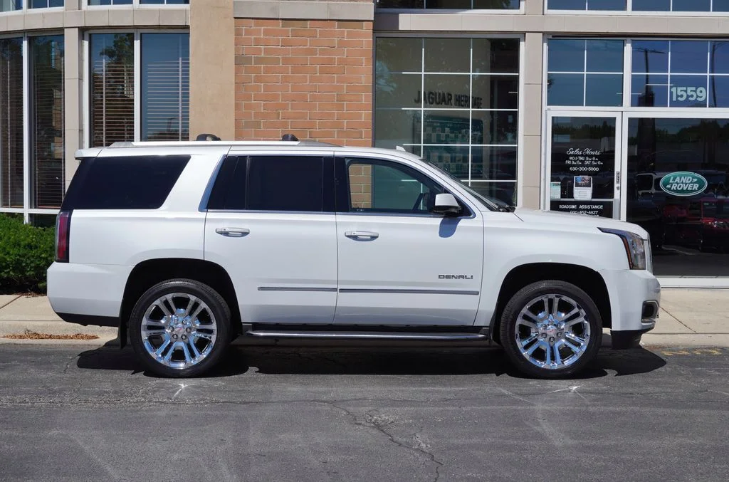 Used 2017 White GMC Denali image 7