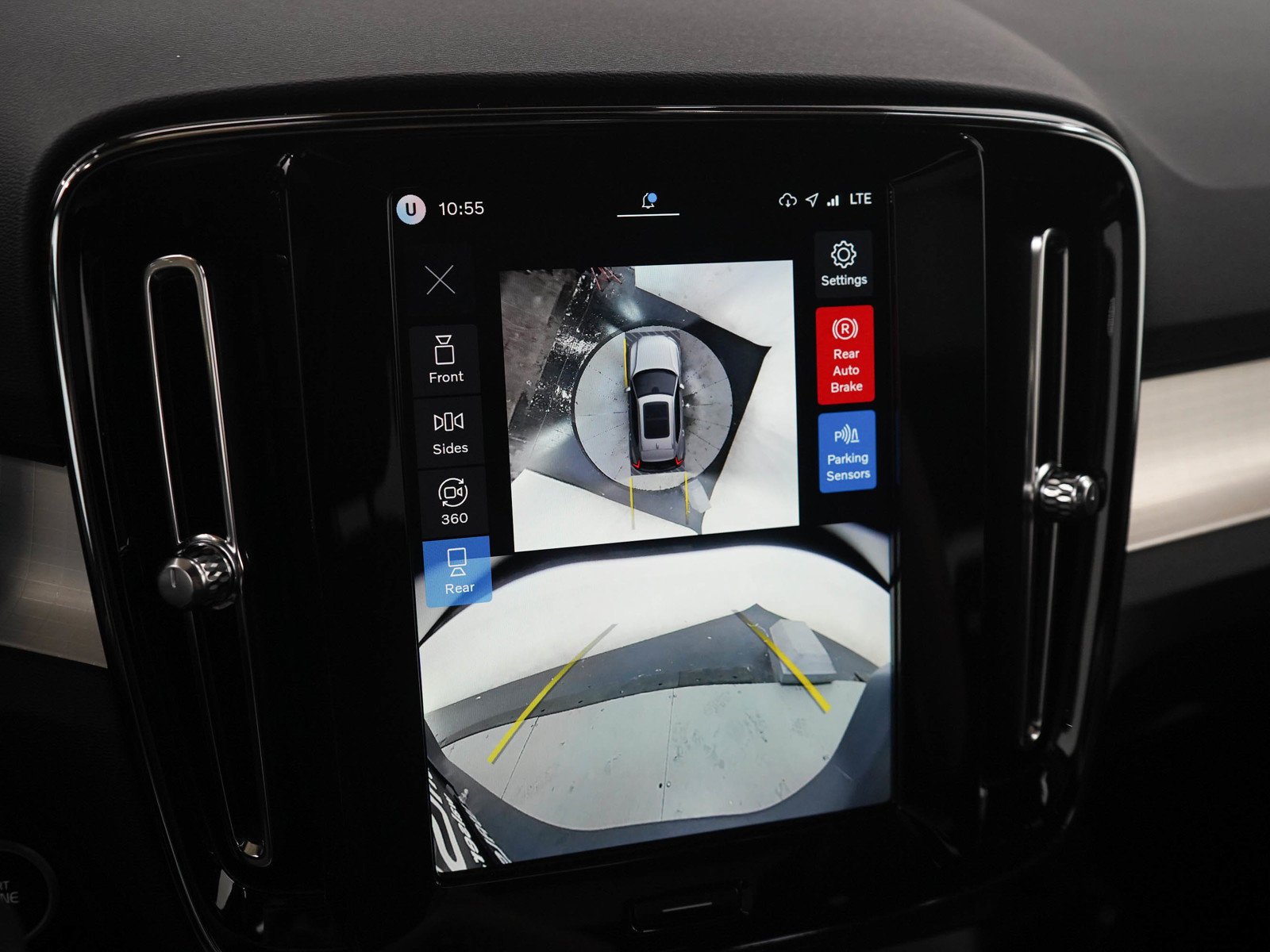 Used 2026 Gray Metallic Volvo B5 Ultra Black Edition image 22