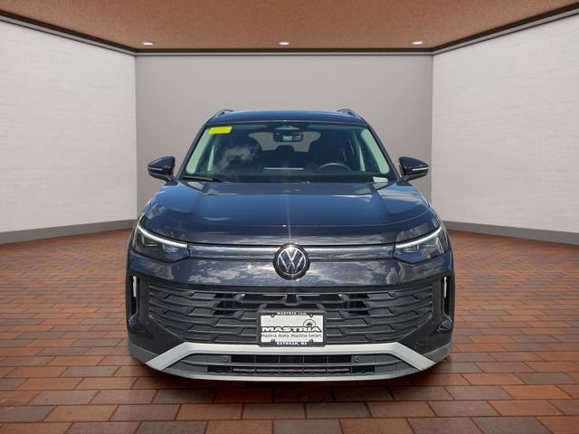 Used 2025 Deep Black Volkswagen 2.0T S image 23