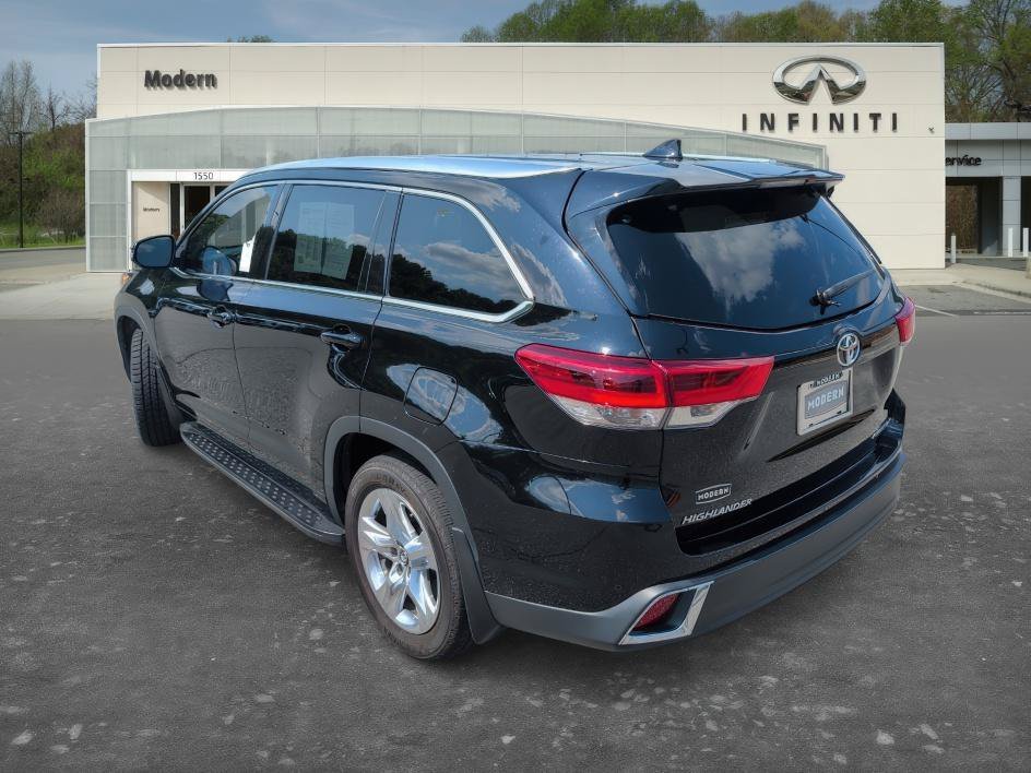 Used 2019 Midnight Black Metallic Toyota Limited image 5