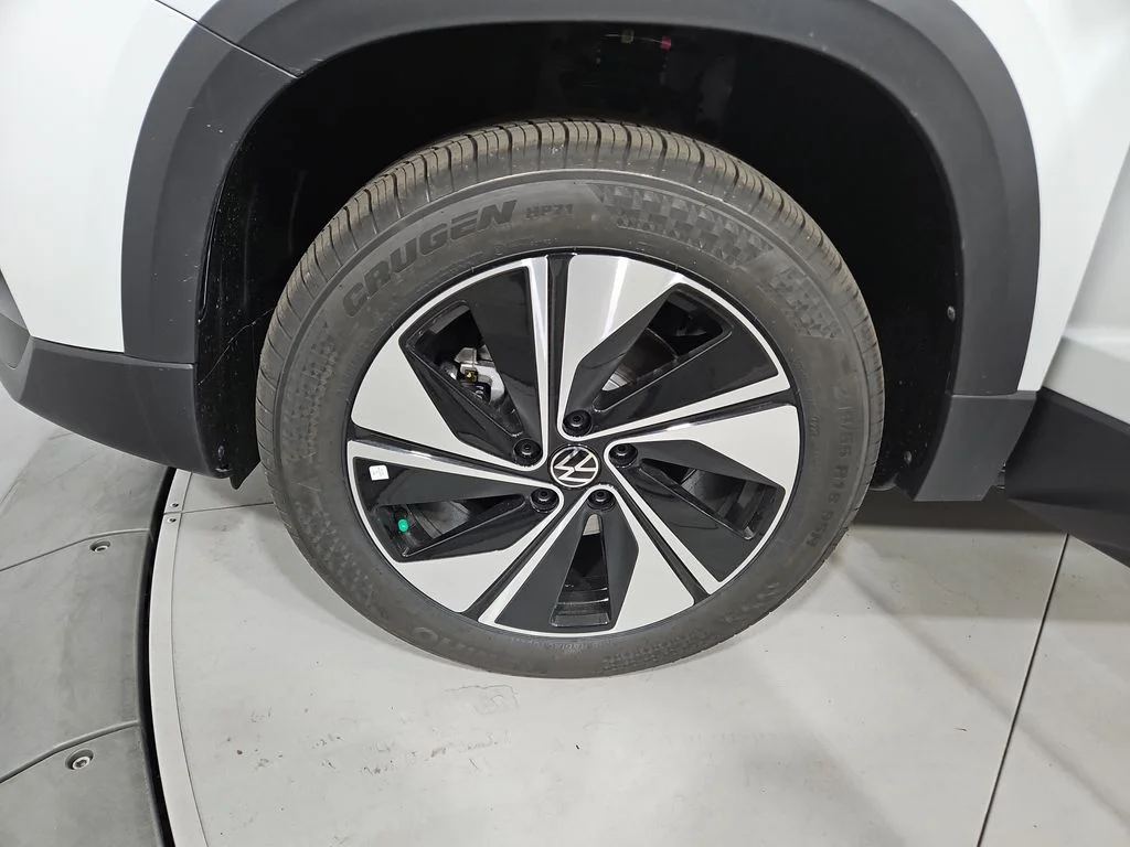 2026 Volkswagen Taos SE - Photo 25