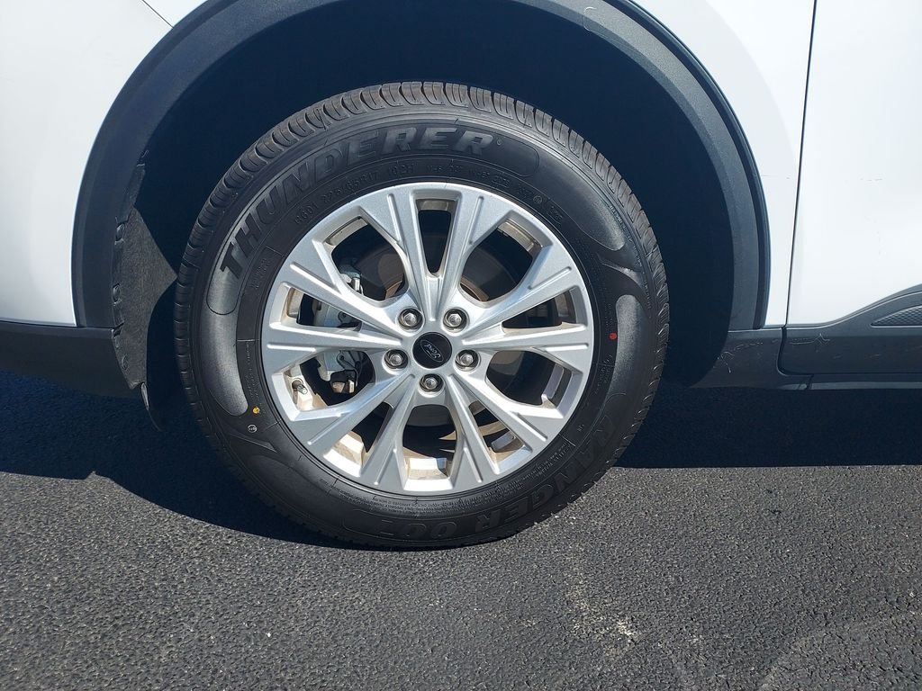 Used 2025 White Ford Active image 10