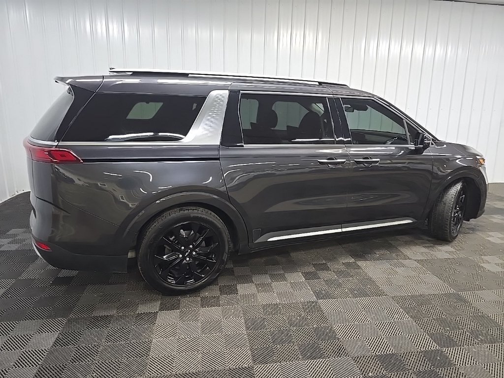 Used 2022 Gray Kia SX Prestige image 3