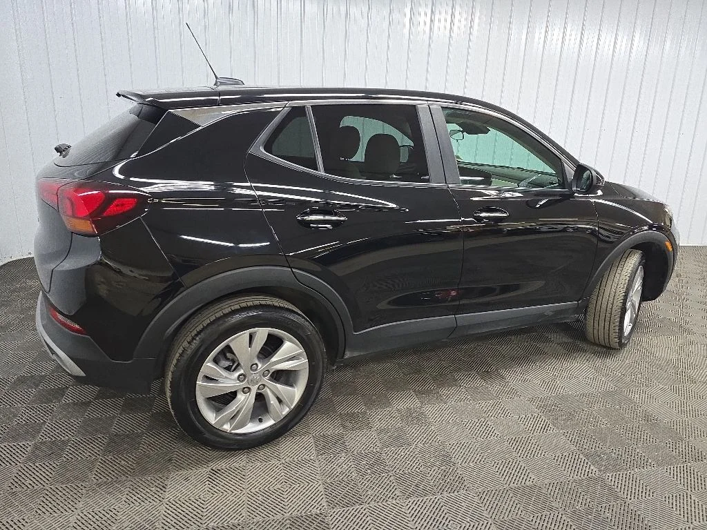 Used 2024 Black Buick Preferred image 3