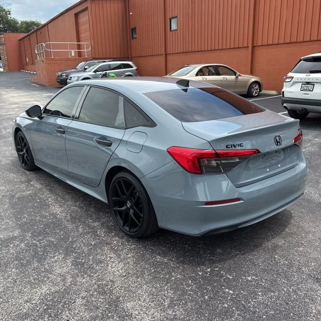 Used 2022  Honda Sport image 3