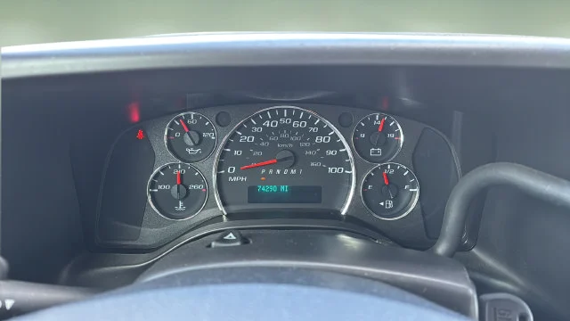 Used 2022 Summit White Chevrolet WT image 17